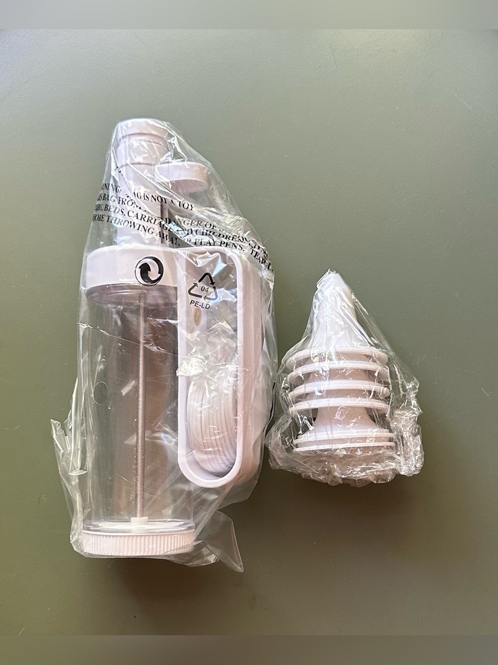 Brand new, in box, cookie press • baking • kitchen tool